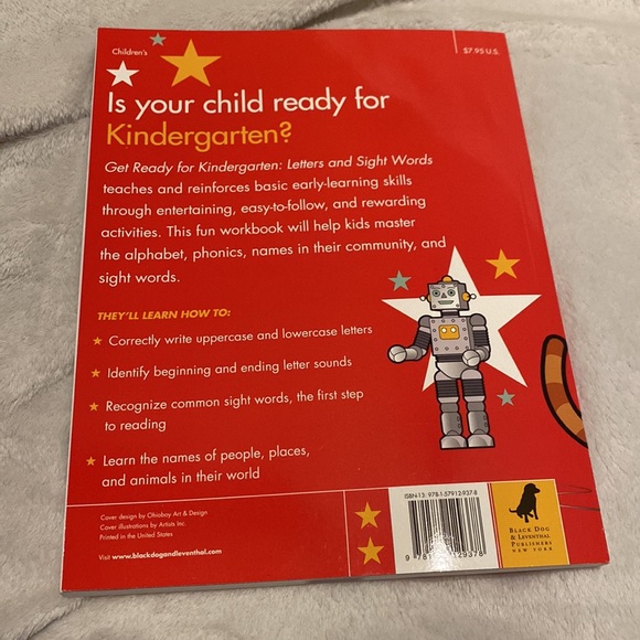 Bundle of 3 NEW activity/sticker books - Picture 3 of 7